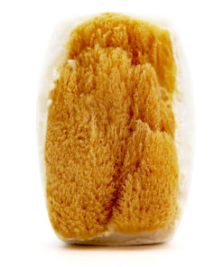 Natural sea sponge provides exquisite exfoliation.